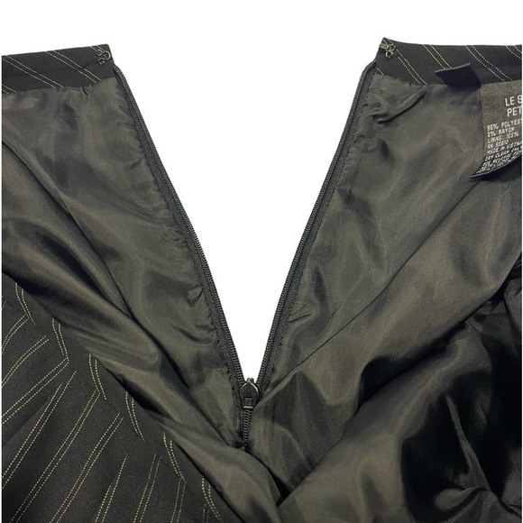 Le Suit Striped Lined Pencil Skirt Zipper Closure Back Middle Slit Sz 8P EUC - Picture 3 of 9